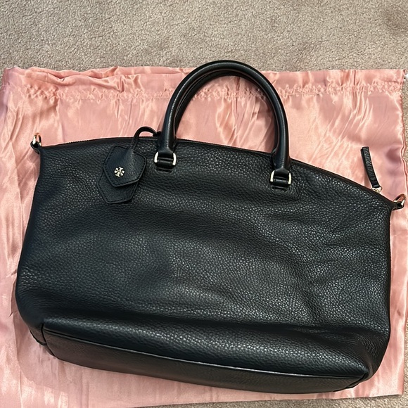 EUC Tory Burch - Picture 2 of 6